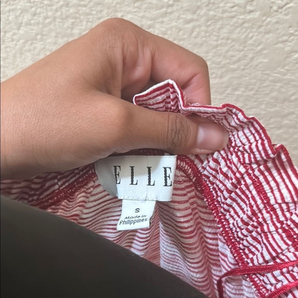 Elle Red & White Striped Women's Blouse Size S! - Picture 5 of 6